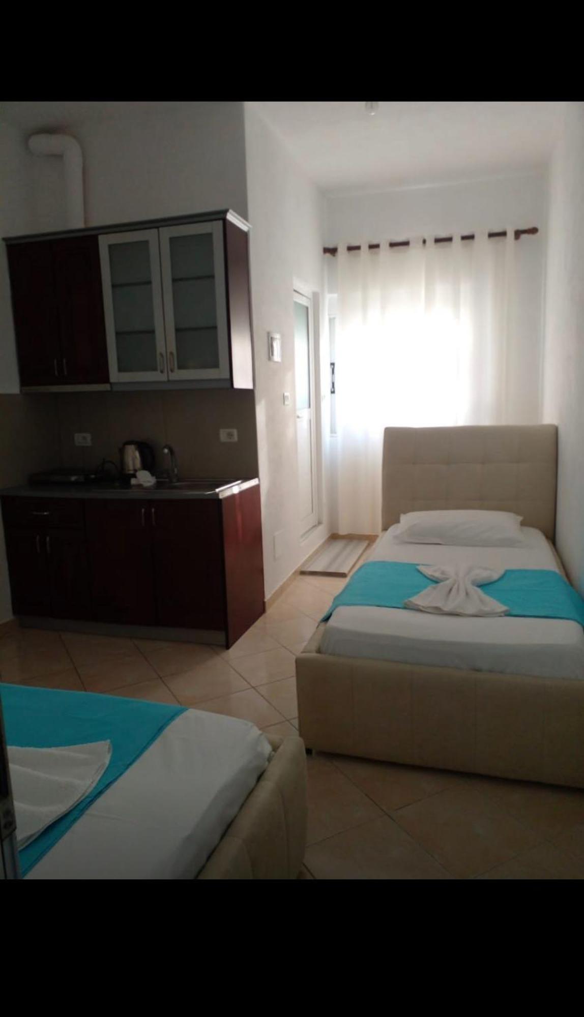 Vila Ergys Ksamil Esterno foto
